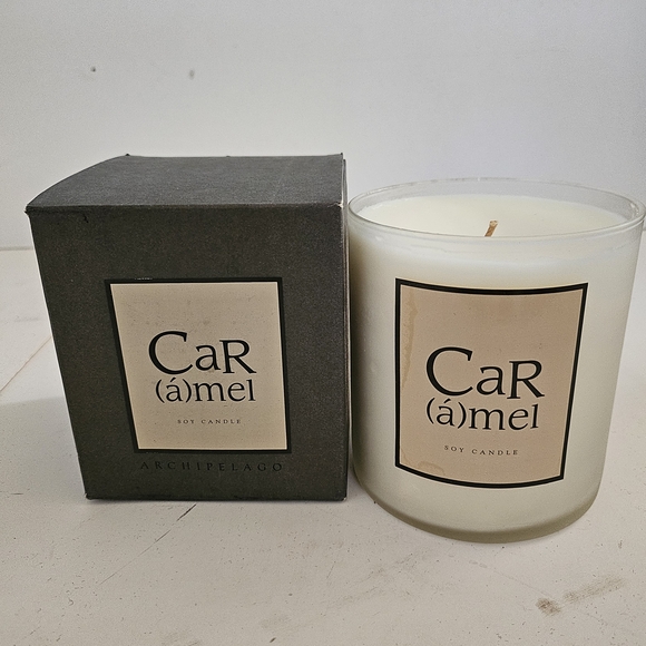Archipelago Caramel Candle🕯- Black and Cream